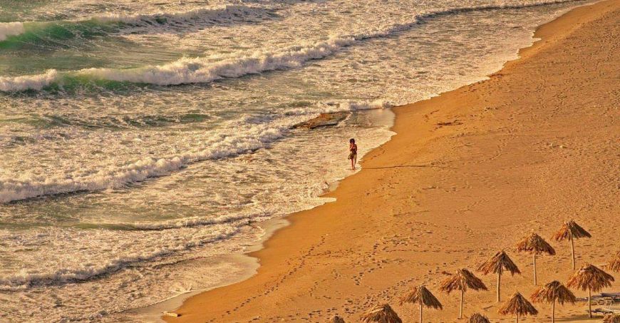 Kommos beach