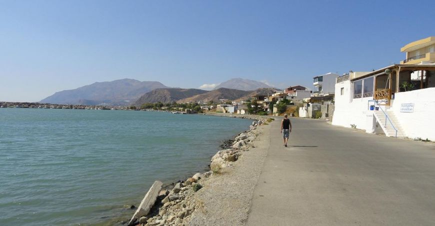 Kokkinos Pyrgos beach