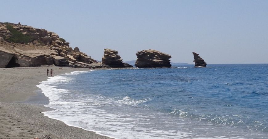 Akoumia beach