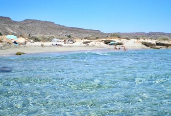 Xerokambos beach